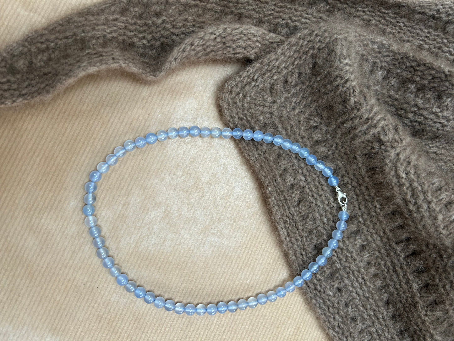 Stenperlekæde no. 4