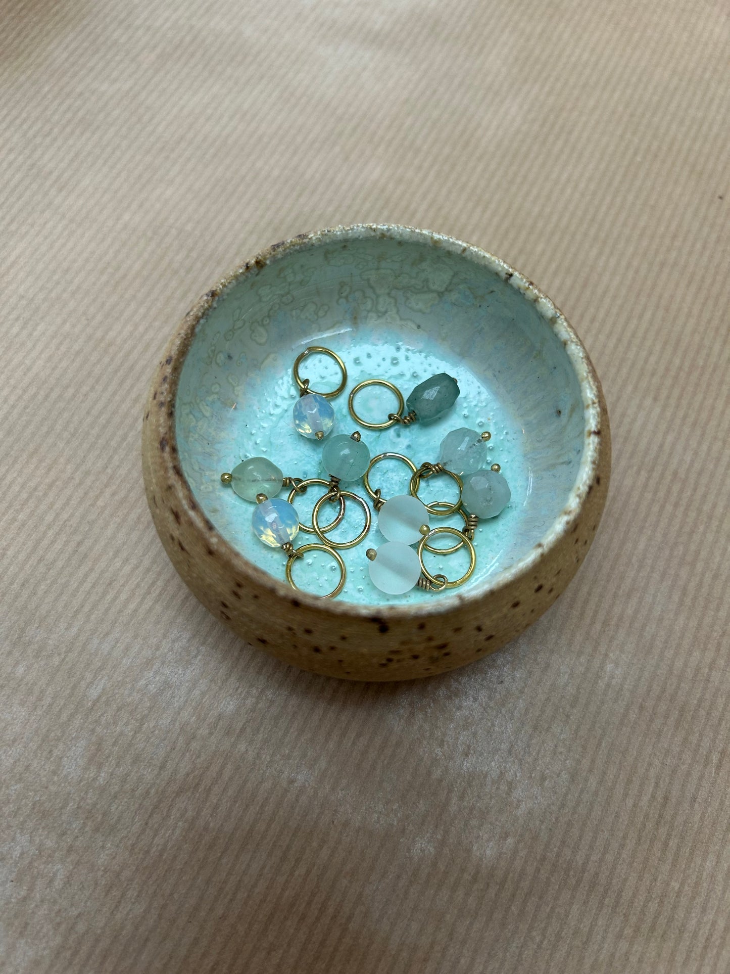 Maskemarkørsæt i keramik skål