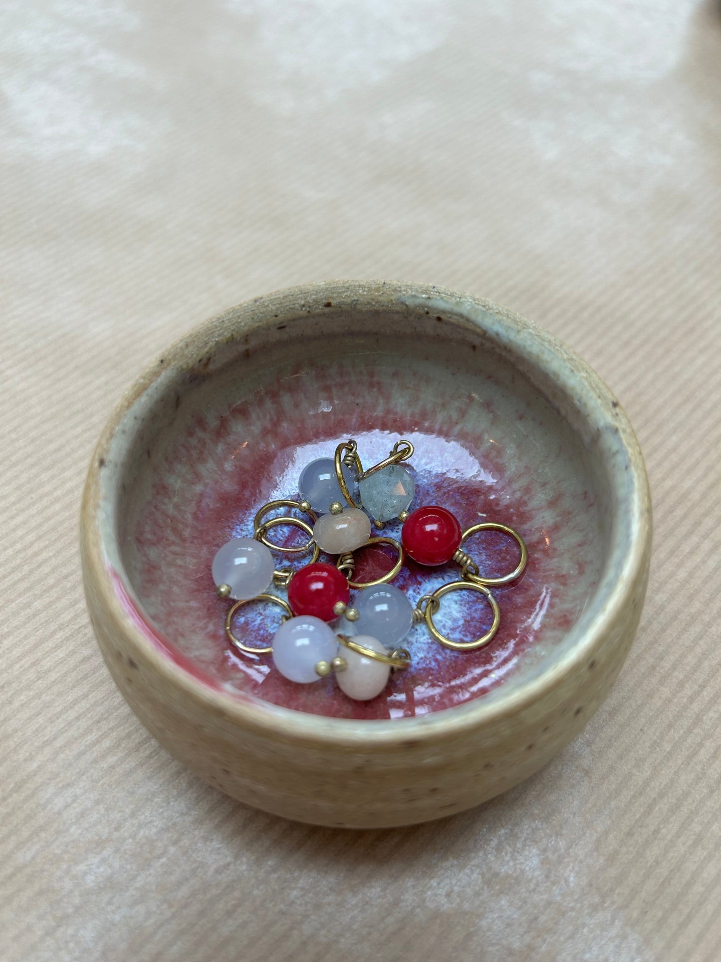 Maskemarkørsæt i keramik skål